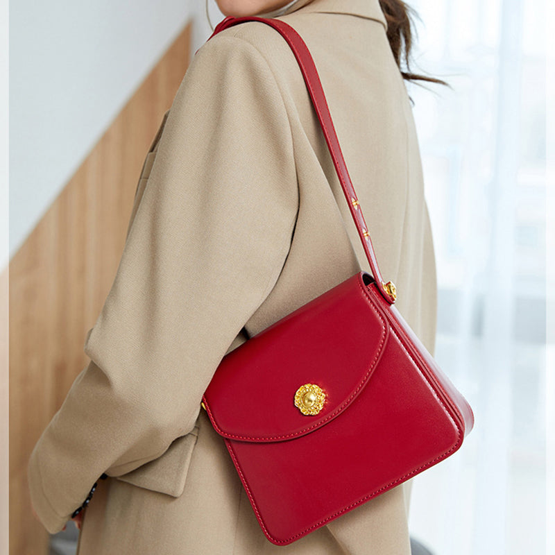 Women’s Vegan Leather Shoulder Bag with Crossbody Chains image 6