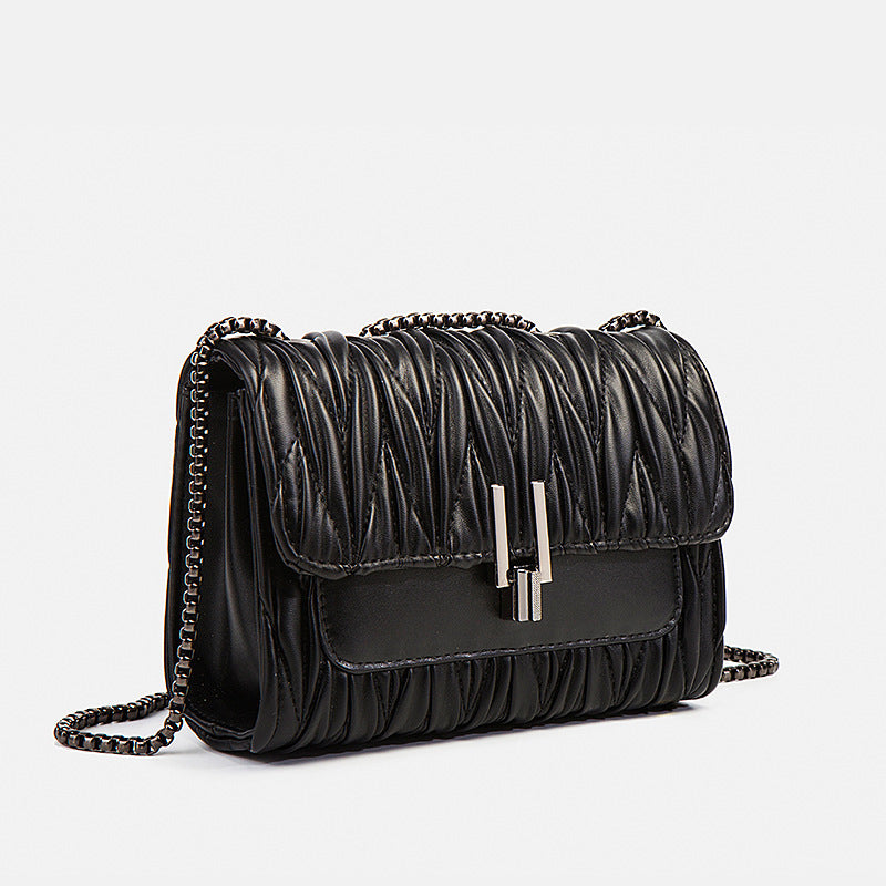 Women’s Quilted Flap Crossbody Bag image 2