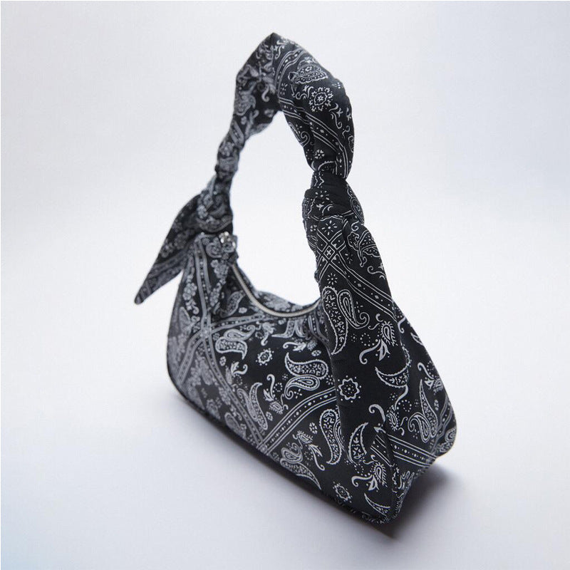 Women’s Floral Hobo Baguette Bags in Black image 2