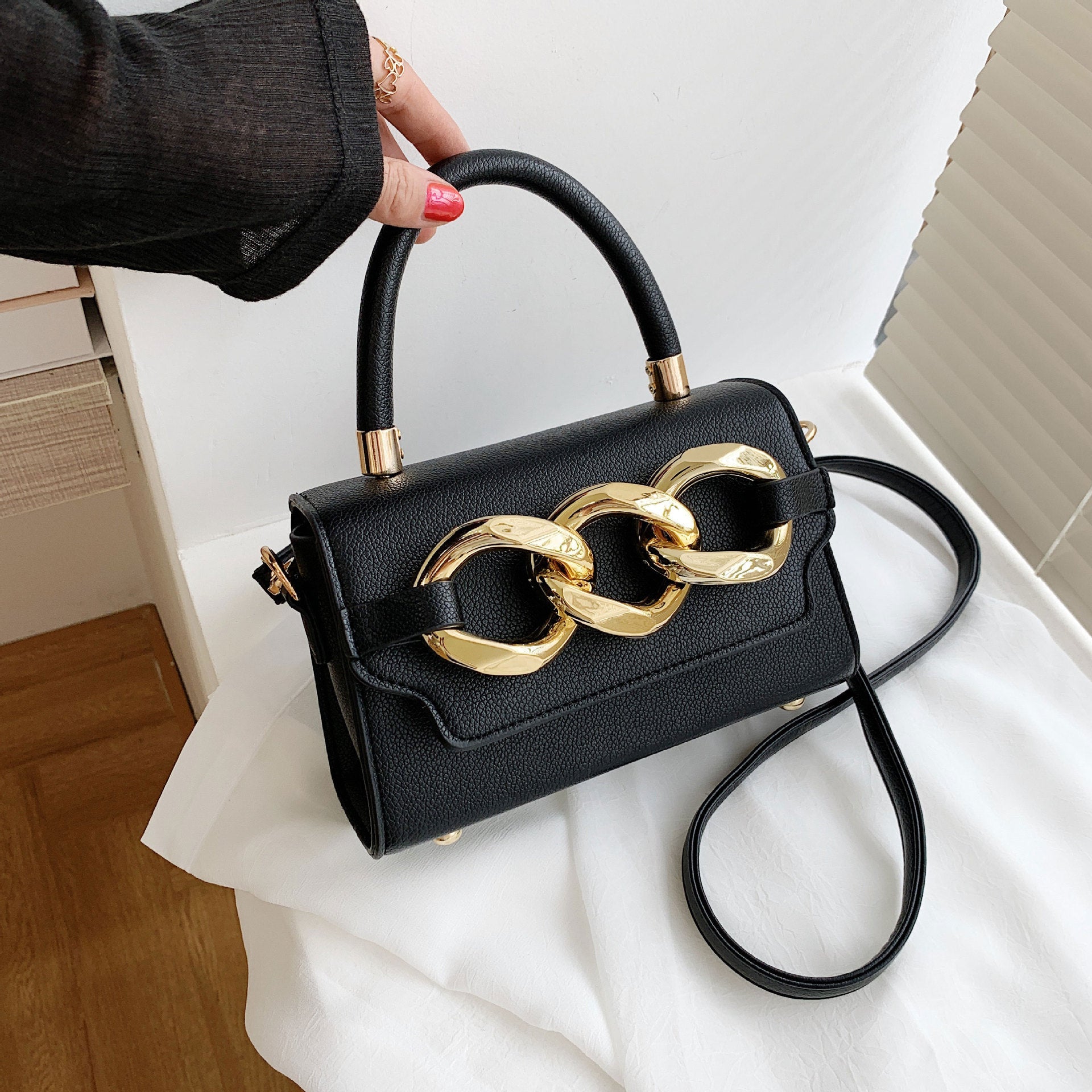 Women’s Large Chains Vegan Handbags with Crossbody Strap image 4