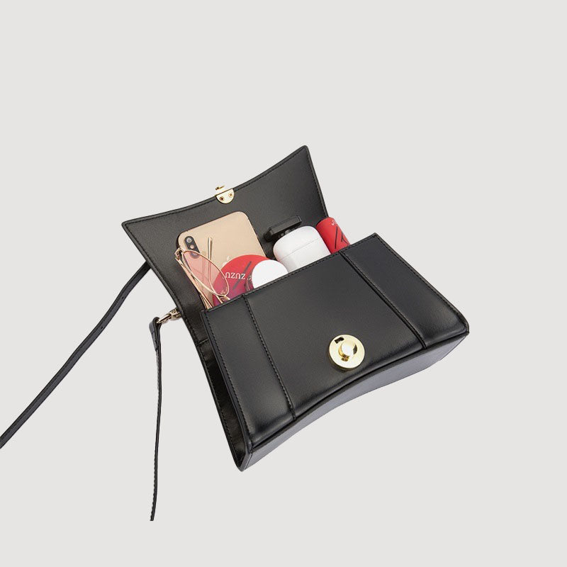 Women’s Curvy Leather Flap Crossbody Handbags image 5