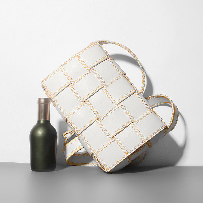 Women’s Woven Tote Bags with Shoulder Strap in Genuine Leather image 5