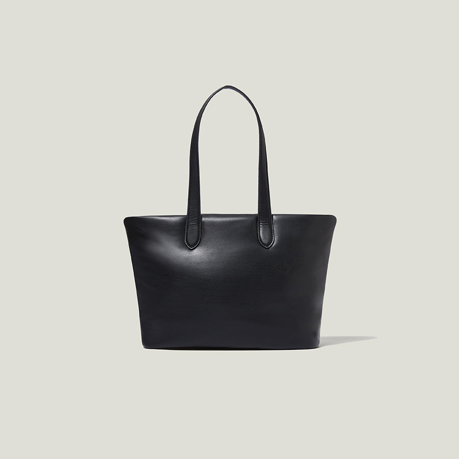 Women’s Pirate Skull Vegan Puffer Tote Bags image 5