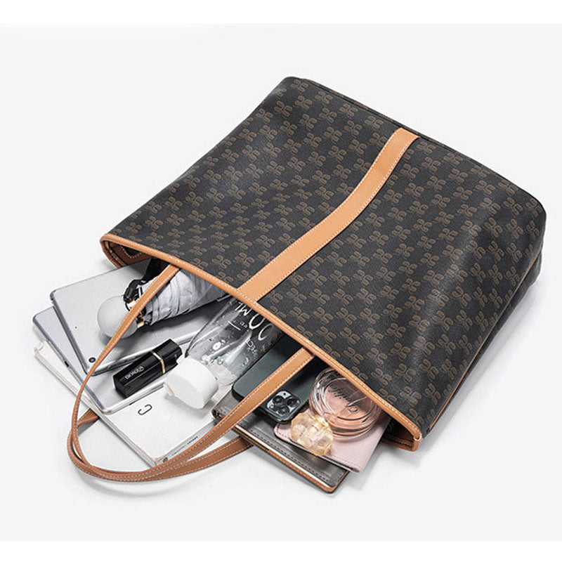 Women’s Butterfly Print Tote Bags in Black image 5