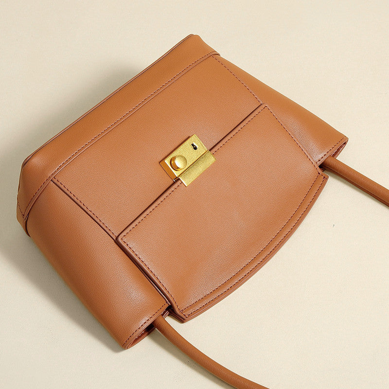 Women’s Flap Shoulder Tote Bags in Genuine Leather image 5
