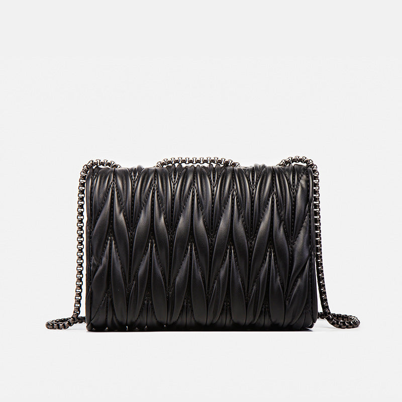 Women’s Quilted Flap Crossbody Bag image 4