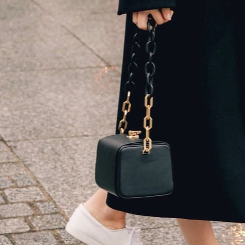 Women’s Cube Chain Bags Vegan Leather image 4