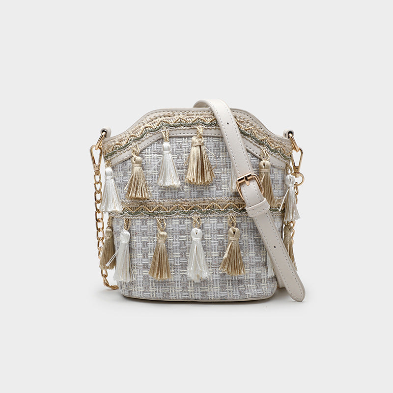 Women’s Woven Tassel Bucket Bags image 2
