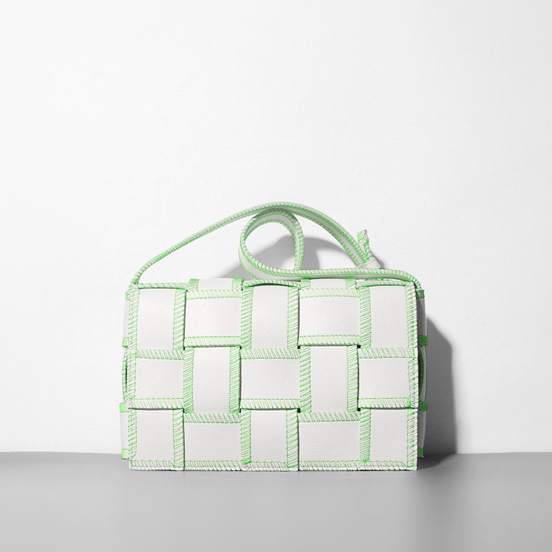 Women’s Woven Tote Bags with Shoulder Strap in Genuine Leather image