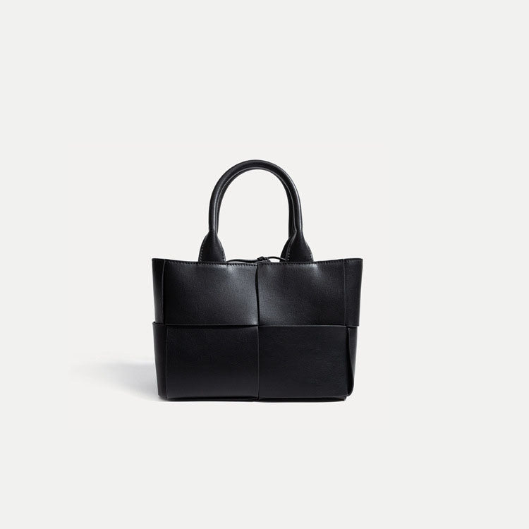 Women’s Woven Tote Bags in Genuine Leather image 2
