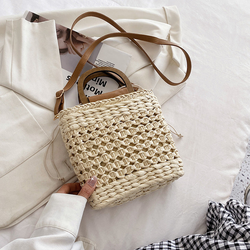 Women’s Straw Woven Shoulder Bucket Bags image 4
