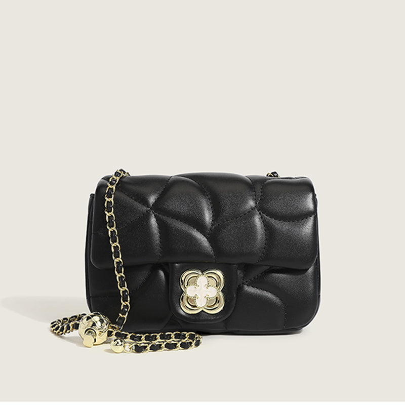 Women’s Quilted Clover Messenger Crossbody Bags image 5