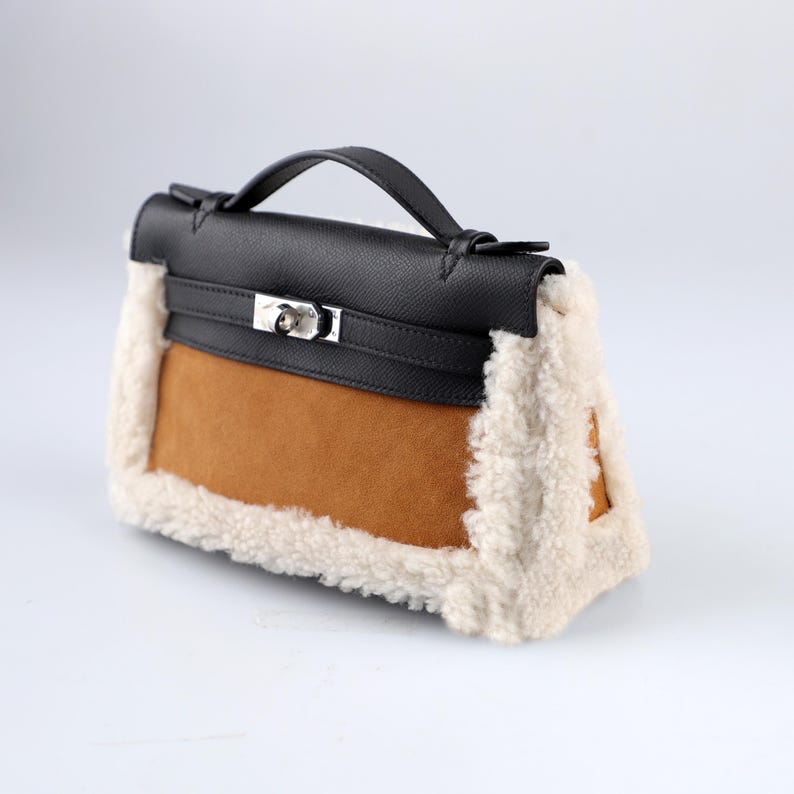 TEDDY HONEY Crafted from plush shearling, Teddy cover offers a soft and cozy feel. customize Fit to Kelly handbag, Birkin handbag