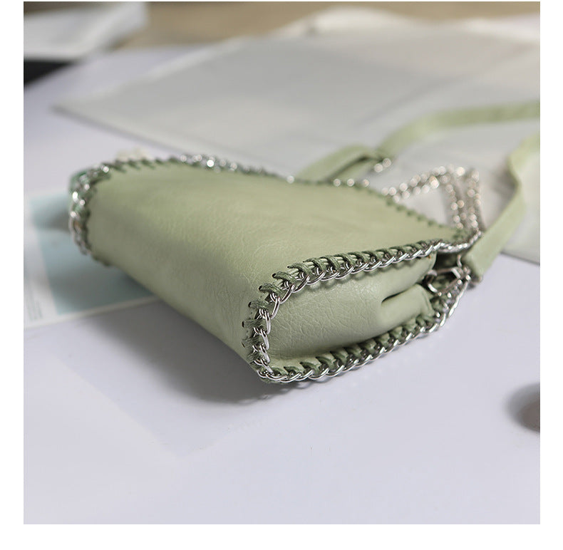 Women’s Small Chains Crossbody Bags in Vegan Leather image 4