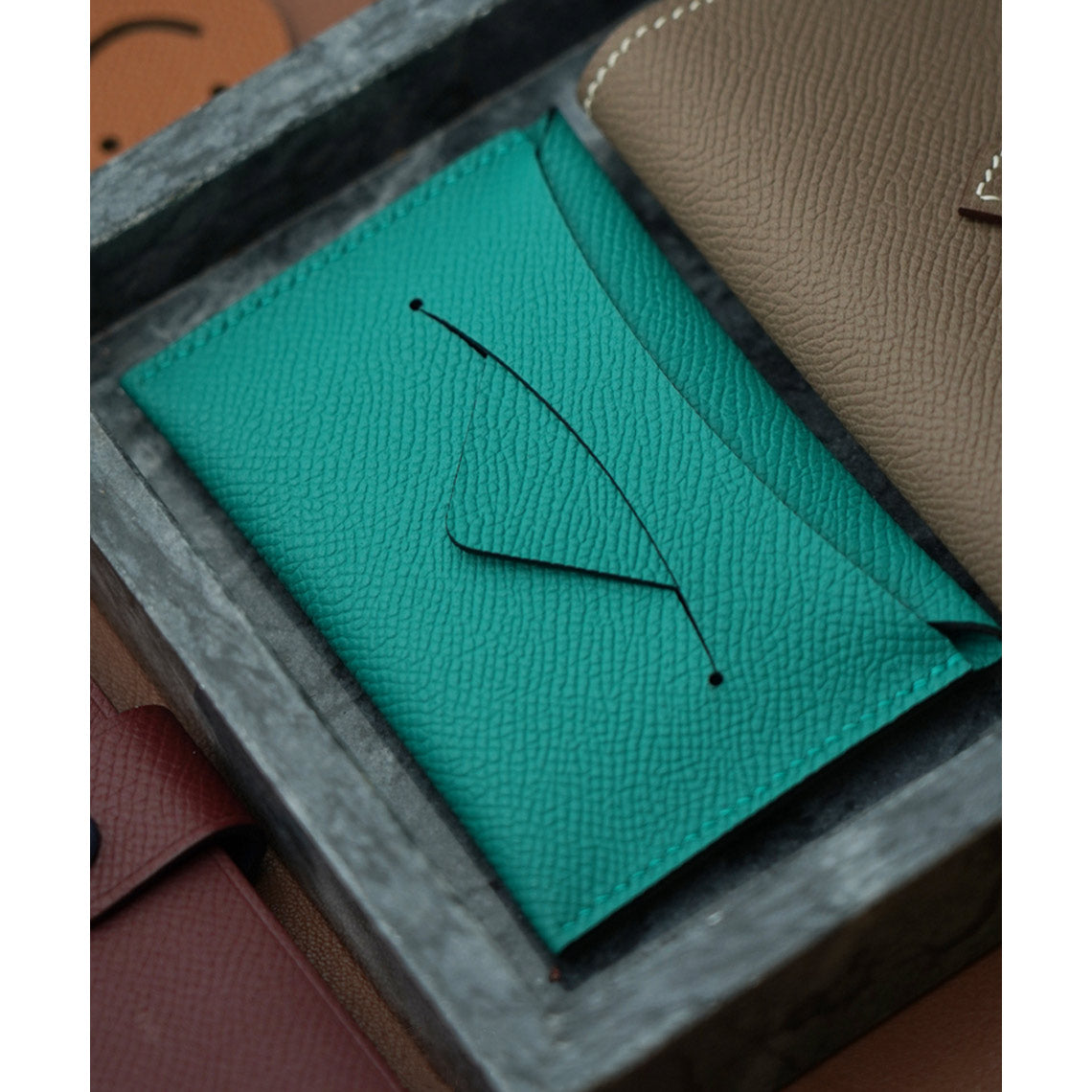 Simple Design Leather Card Holder | DIY Leather Card Holder - Wirkin®