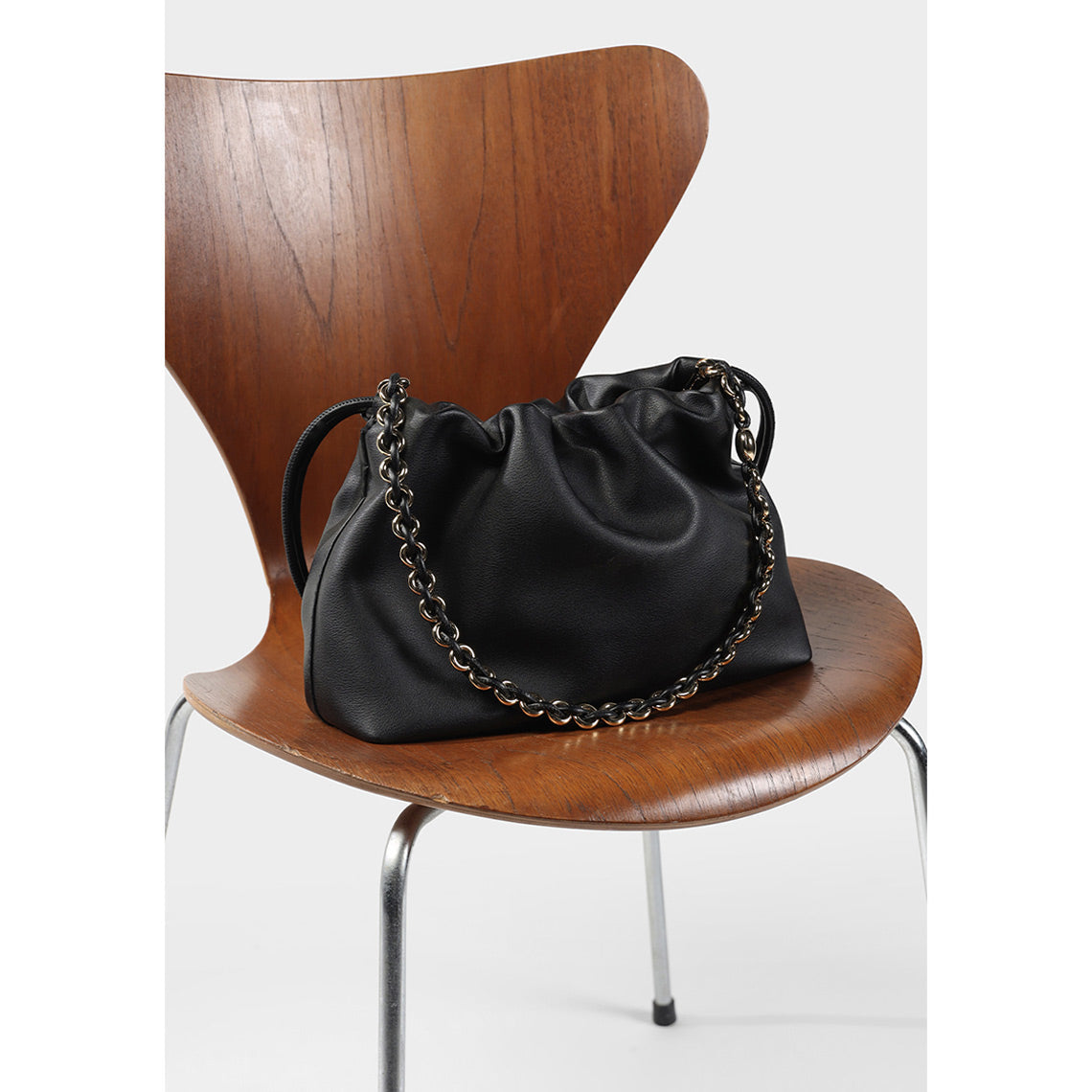 Black handbag with gold chain strap | Wirkin® DIY Handmade Bags