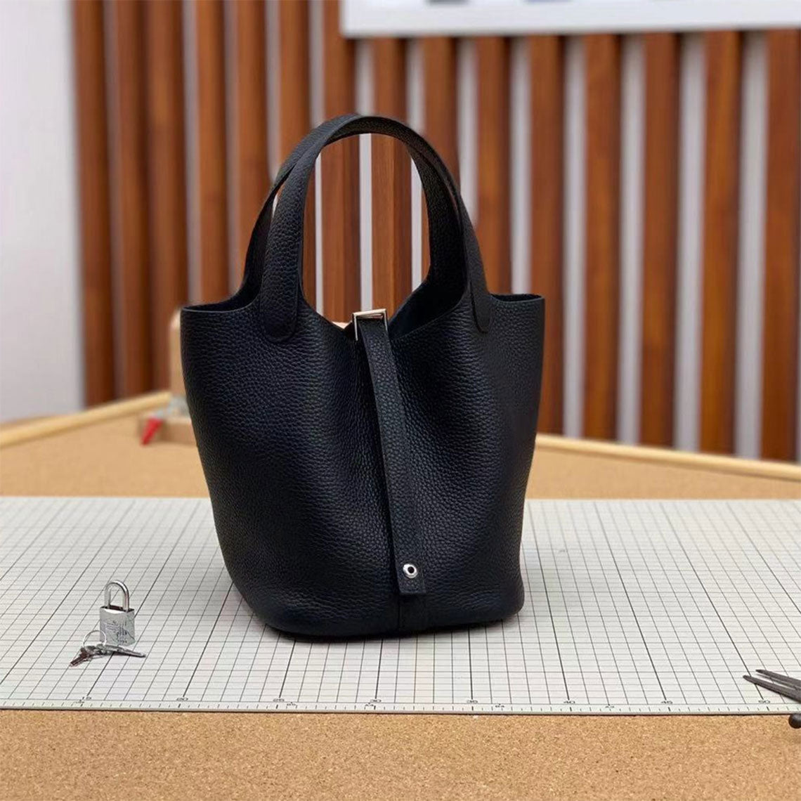 Wirkin® Full Grain Leather New Lock Tote Bag - Advanced Kits