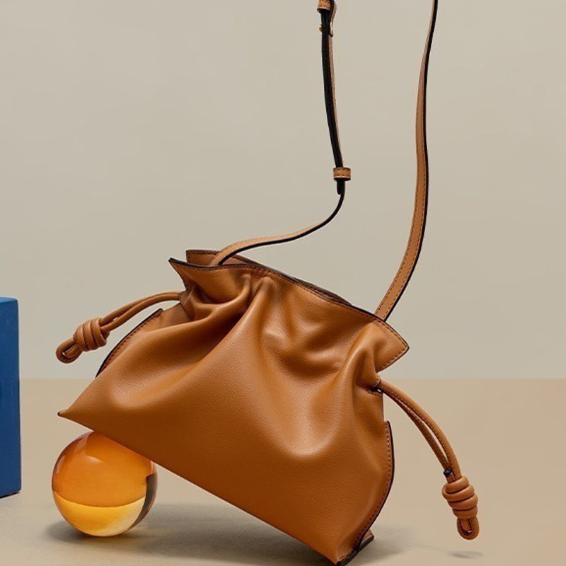 Women’s  Genuine Leather Bucket Bag with  Crossbody Strap image 6