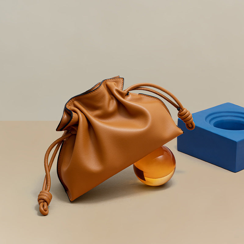 Women’s  Genuine Leather Bucket Bag with  Crossbody Strap image 7