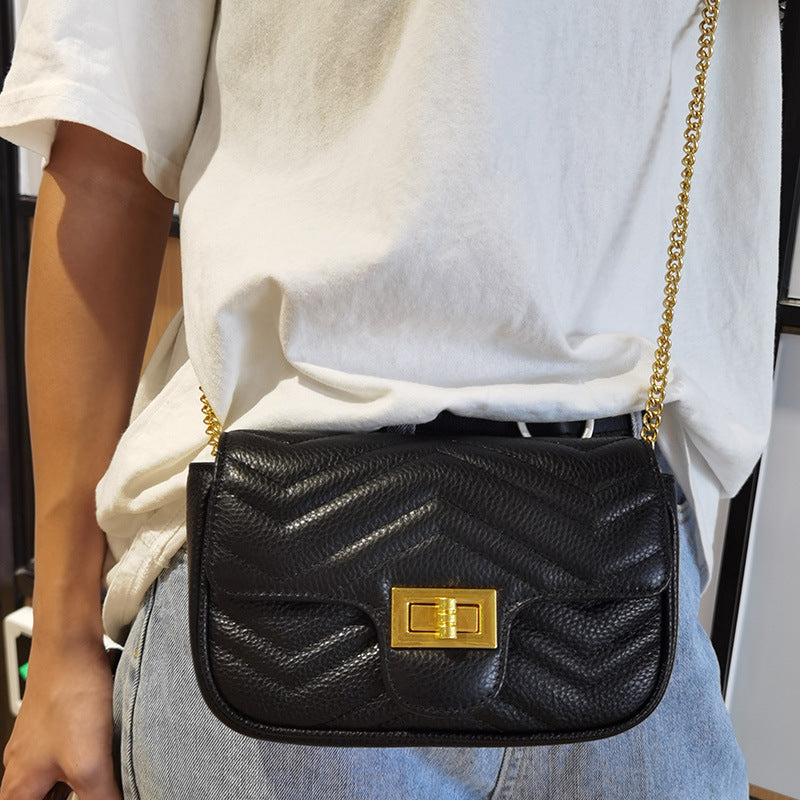 Women’s Vintage Quilted Genuine Leather Lock-Closure Crossbody Chain Bag image 3