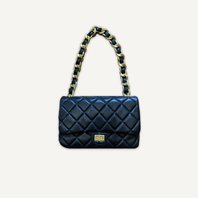 Women’s Quilted Genuine Leather Chains Shoulder Bags image 4