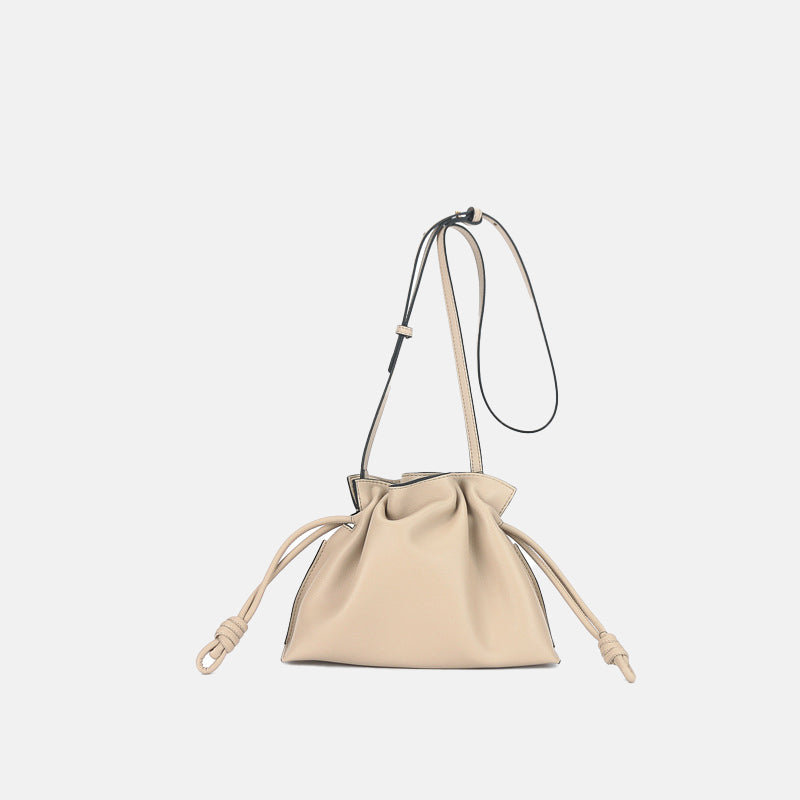 Women’s  Genuine Leather Bucket Bag with  Crossbody Strap image 2