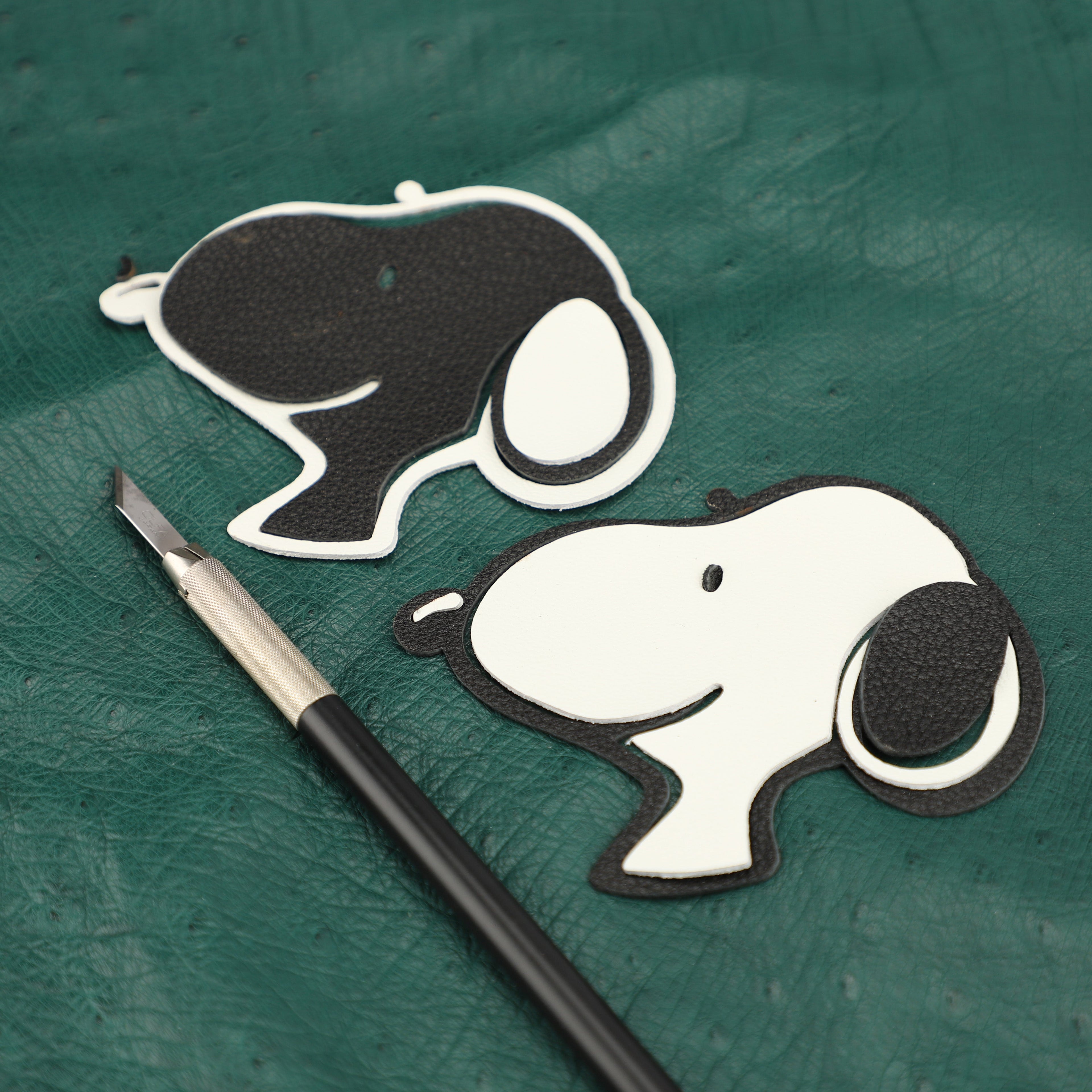 Handmade Snoopy Leather Bag Charm – Premium Genuine Leather, Unique Handcrafted Keychain Accessory