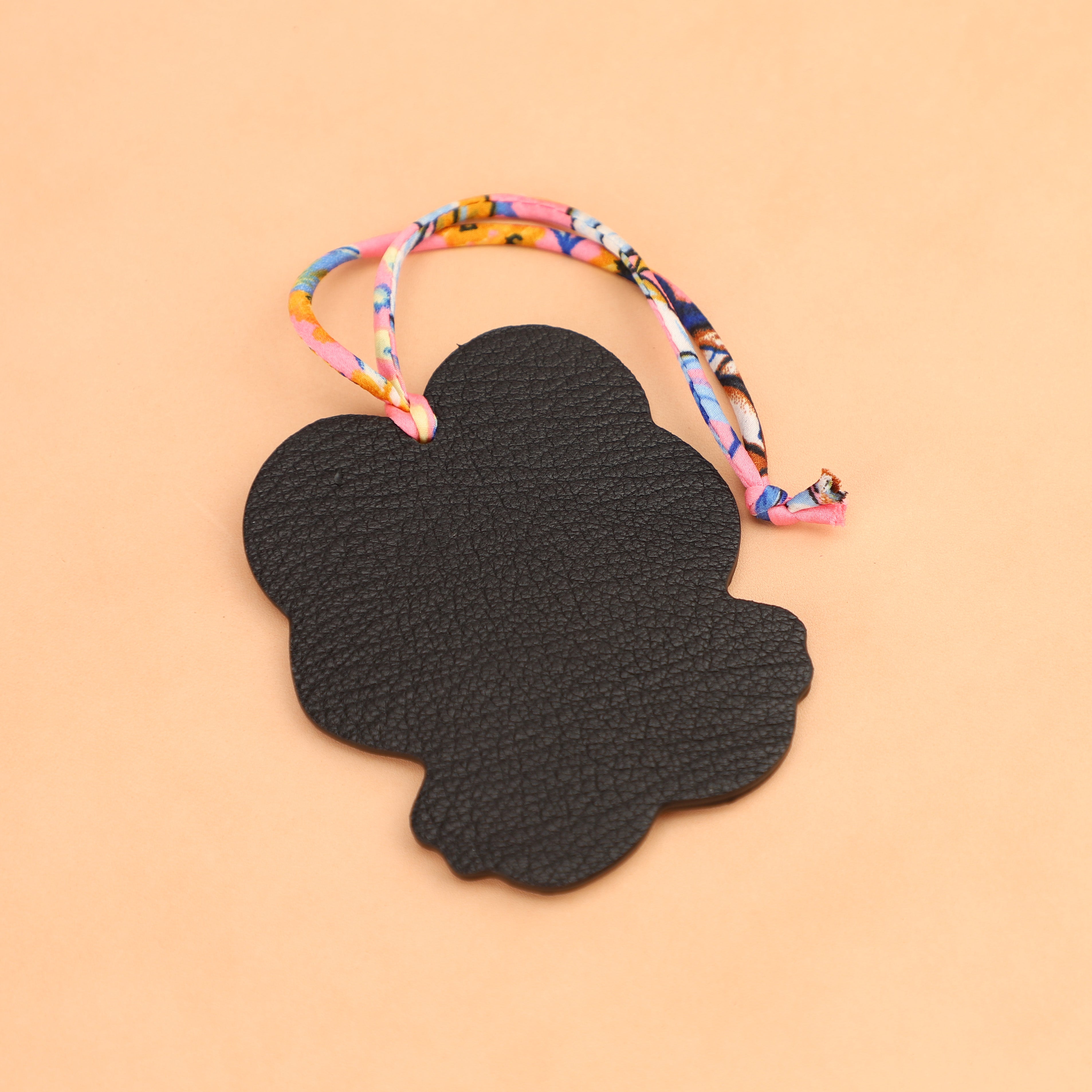 Frog-shaped Bag Charm, Genuine Leather Accessory, Cute and Versatile