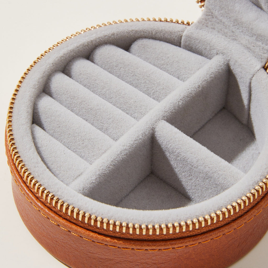 Luxury Handmade Leather Jewelry Storage Box, Large Capacity Organizer for Bracelets, Necklaces, and Accessories