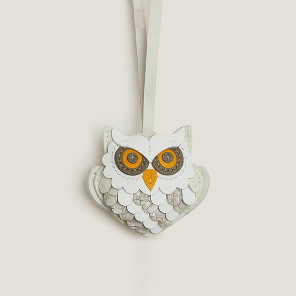 Handmade Patchwork Leather Owl Keychain & Car Pendant – Unique Hanging Ornament for Bags & Vehicles