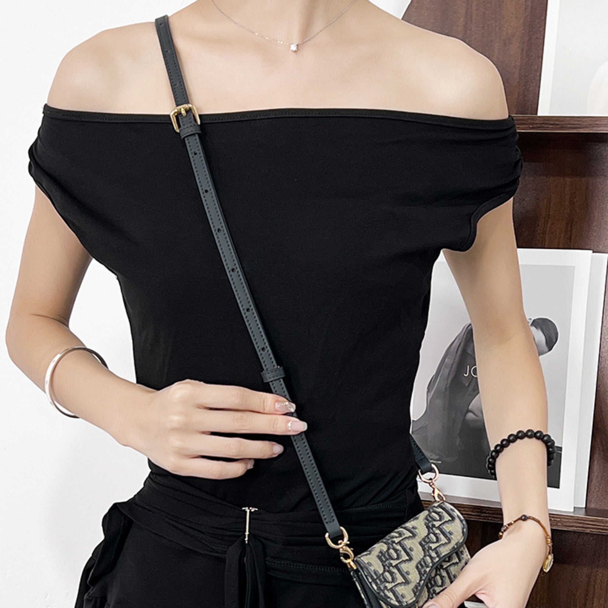 Transparent Chain Crossbody Strap & Inner Pouch for Women’s Wallet - Leather Adjustable Strap, Perfect for Card Holders, Clutch, and Handbag Makeovers