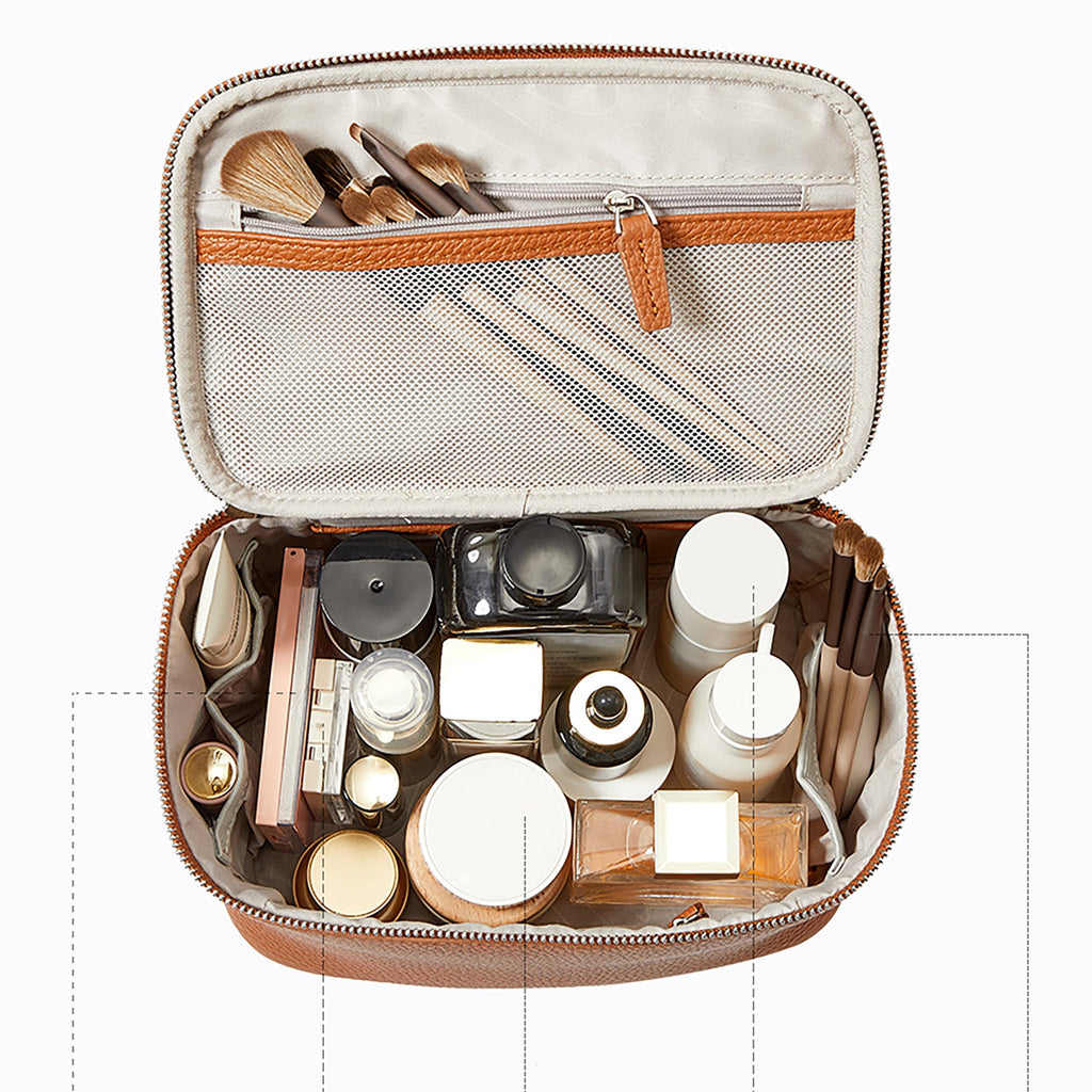 Large Capacity Leather Makeup Bag - Portable Premium Cowhide Travel Toiletry Organizer for Men & Women, Stylish Handheld Storage Bag