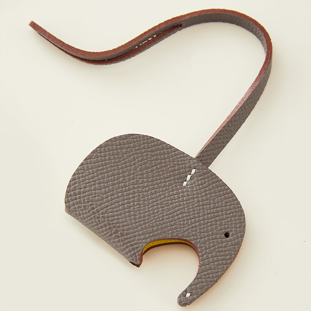 Handcrafted Premium Leather Elephant Keychain Pendant – Versatile & Stylish Bag Accessory