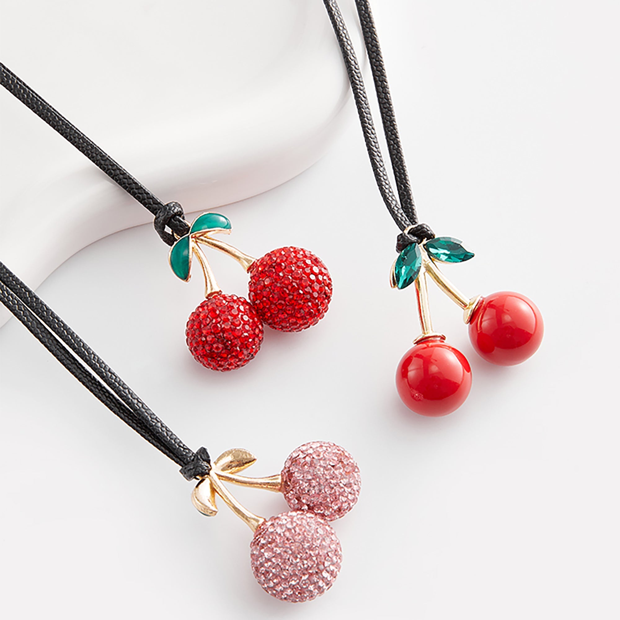 Crystal Cherry Keychain – Elegant and High-End Bag Charm, Backpack Accessory & Small Pendant