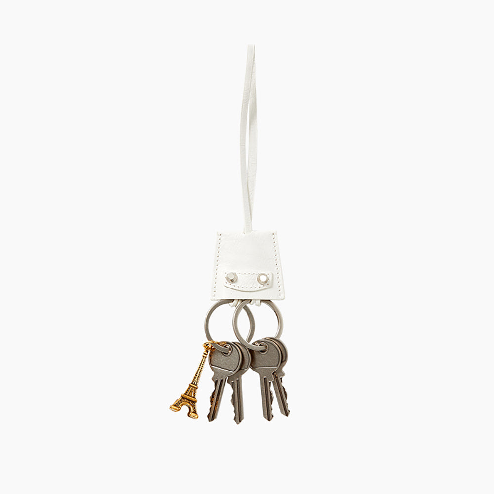 Handcrafted Vintage Leather Keychain Pendant – Unique & Creative Keyring for Bags, Accessories & Gifts