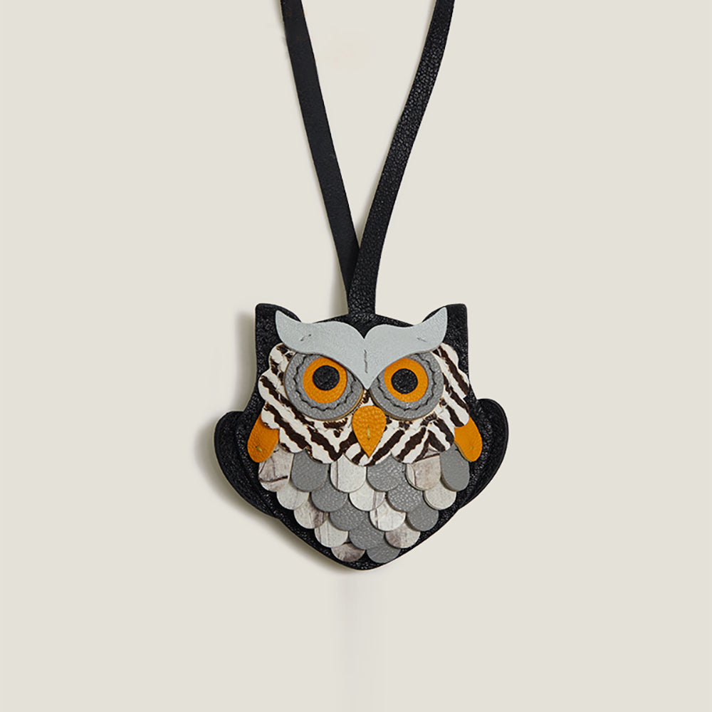 Handmade Patchwork Leather Owl Keychain & Car Pendant – Unique Hanging Ornament for Bags & Vehicles