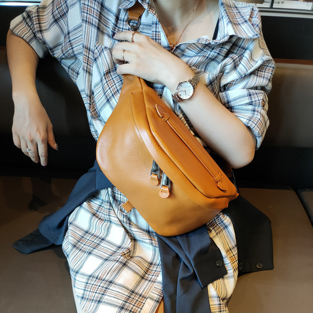 Women’s Plus Size Genuine Leather Fanny Packs image