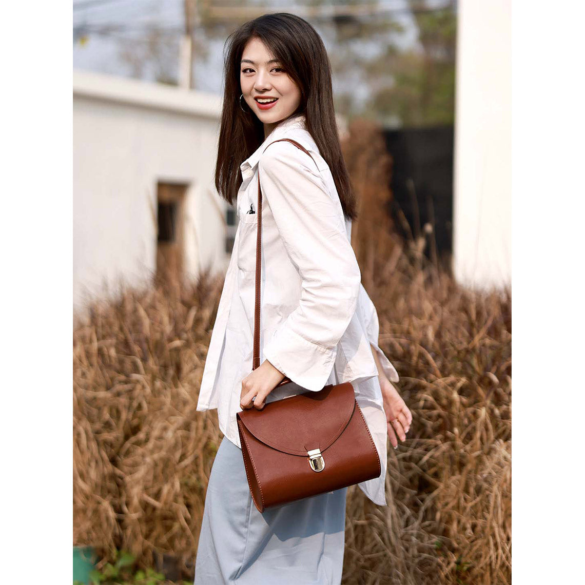 Leather Shoulder Bag for Women | Vintage Style Crossbody Bag in Red - Wirkin