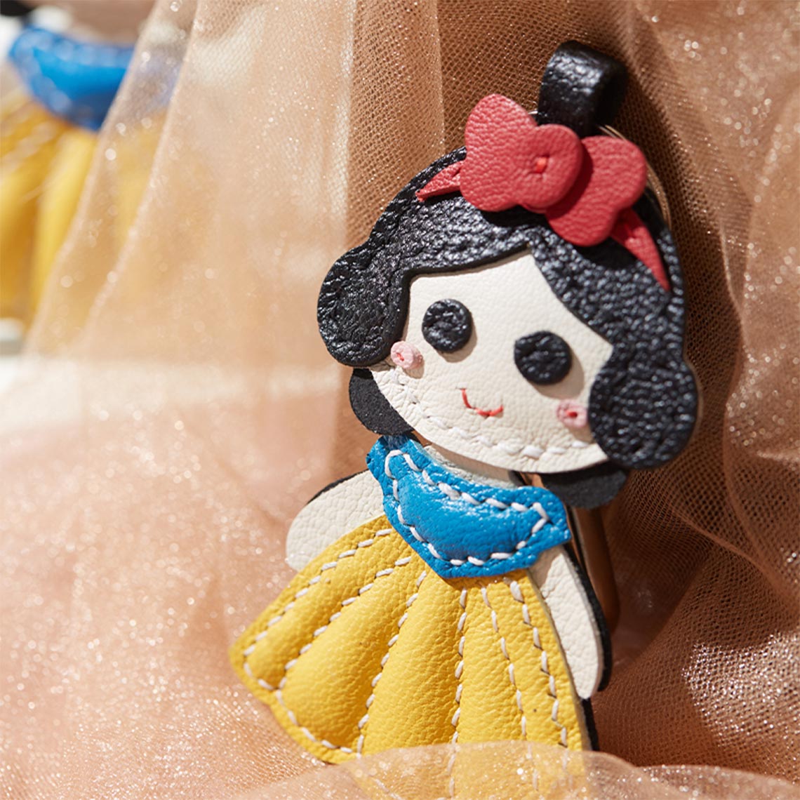 Princess Snow White Leather Keychain | Make a Snow White Charm Project - Wirkin®