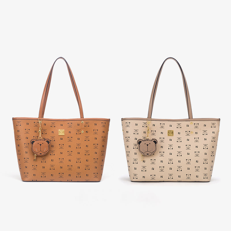 Women’s Bear Print Vegan Tote image 8