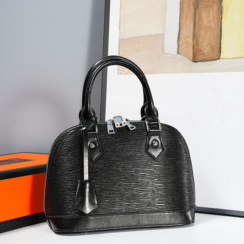 Women’s Black Genuine Leather Lock Buckle Shell-shaped Crossbody Handbag image 2