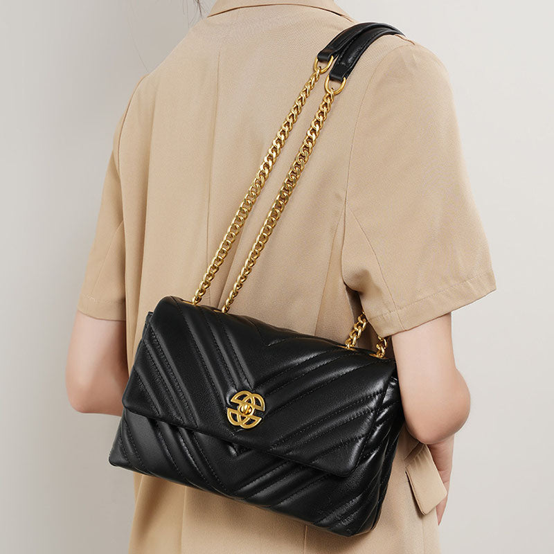 Women’s Black Genuine Leather Quilted Crossbody Shoulder Chain Bag With Vintage image 2