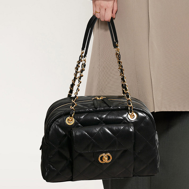 Women’s Black Minimalist Quilted Leather Chain Boston Baguette Bag image 3