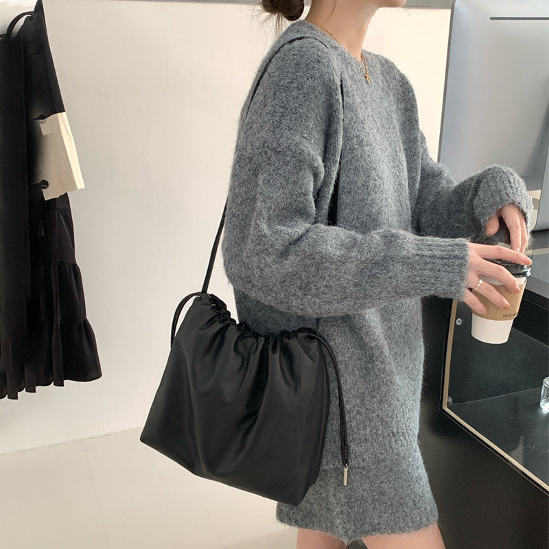 Women’s Black Minimalist Top-Grain Leather Cloud Crossbody Shoulder Bag image 3