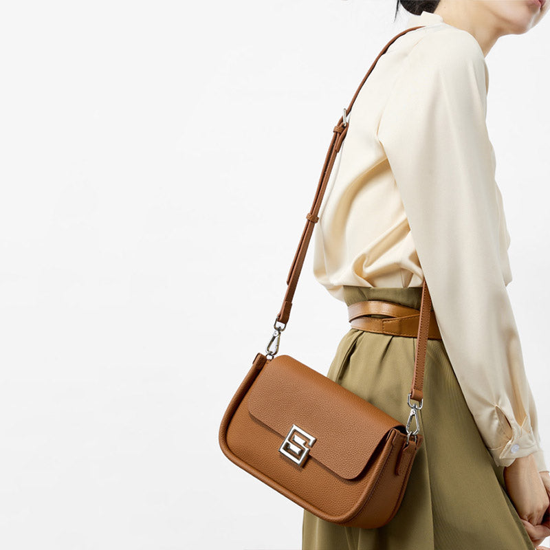Women’s Genuine Leather Flap Closure Magnetic Shoulder Bag image 2