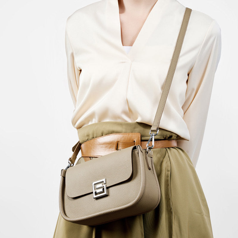 Women’s Genuine Leather Flap Closure Magnetic Shoulder Bag image 5