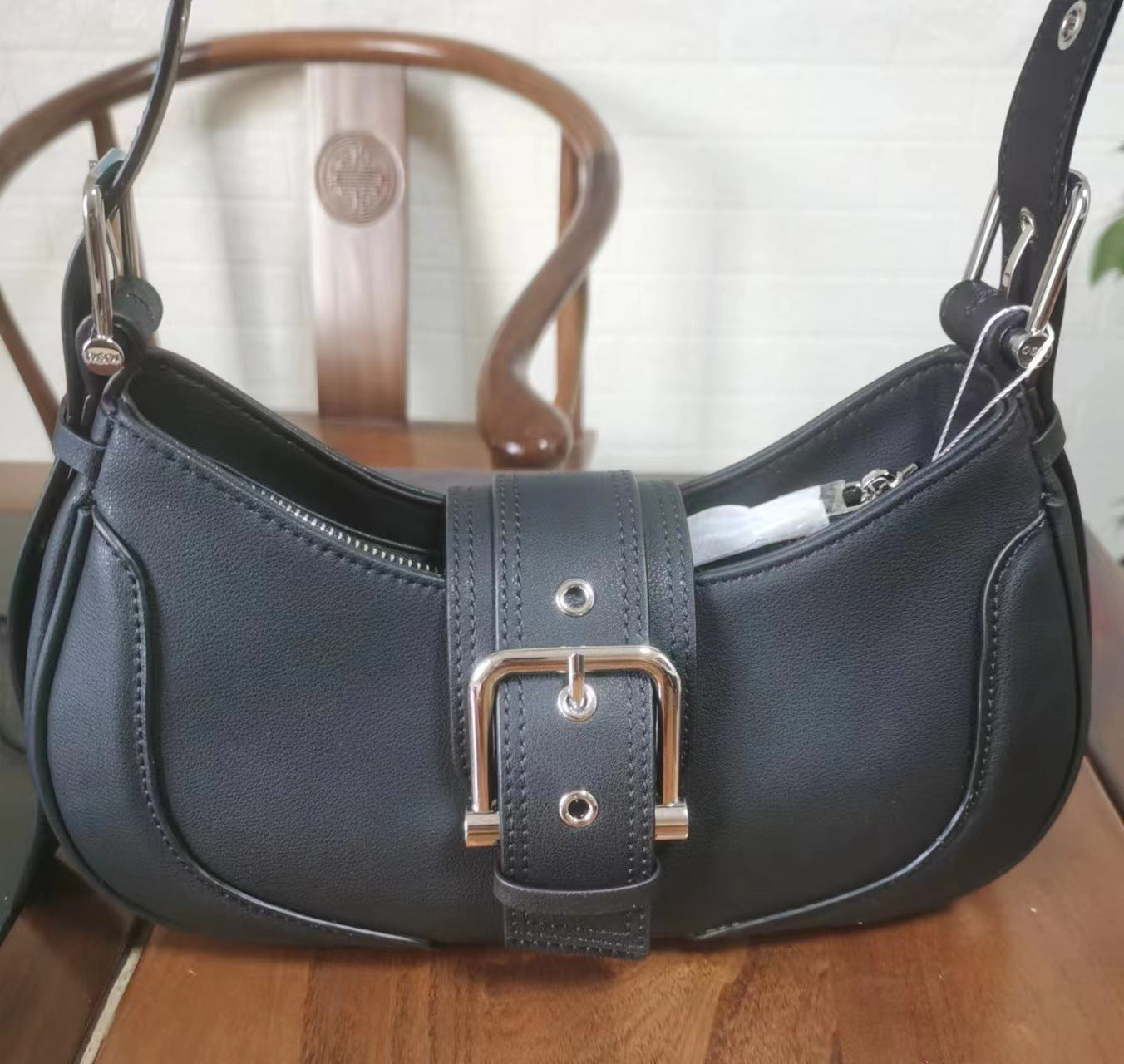 Women’s Genuine Leather Hook Lock Crossbody Baguette Bag image 7