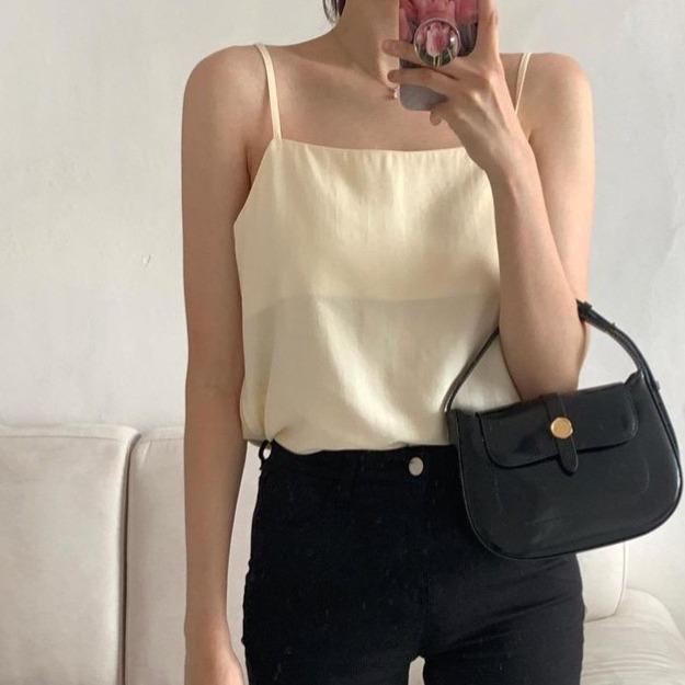 Women’s Genuine Leather Minimalist Magnetic Closure Crossbody Shoulder Bag image 4