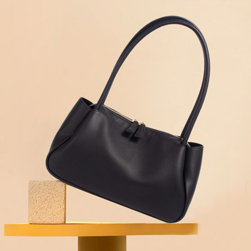 Women’s Genuine Leather Minimalist Zipper Baguette Bag image 2