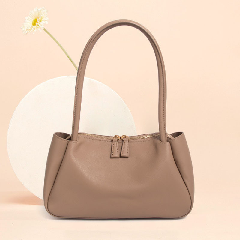 Women’s Genuine Leather Minimalist Zipper Baguette Bag image 5